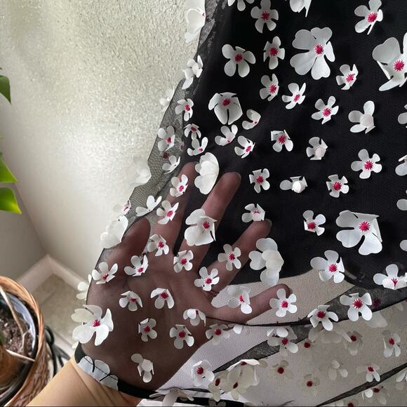 Karl Lagerfeld 3D Floral-Applique Sheath Dress - Picture 7 of 7